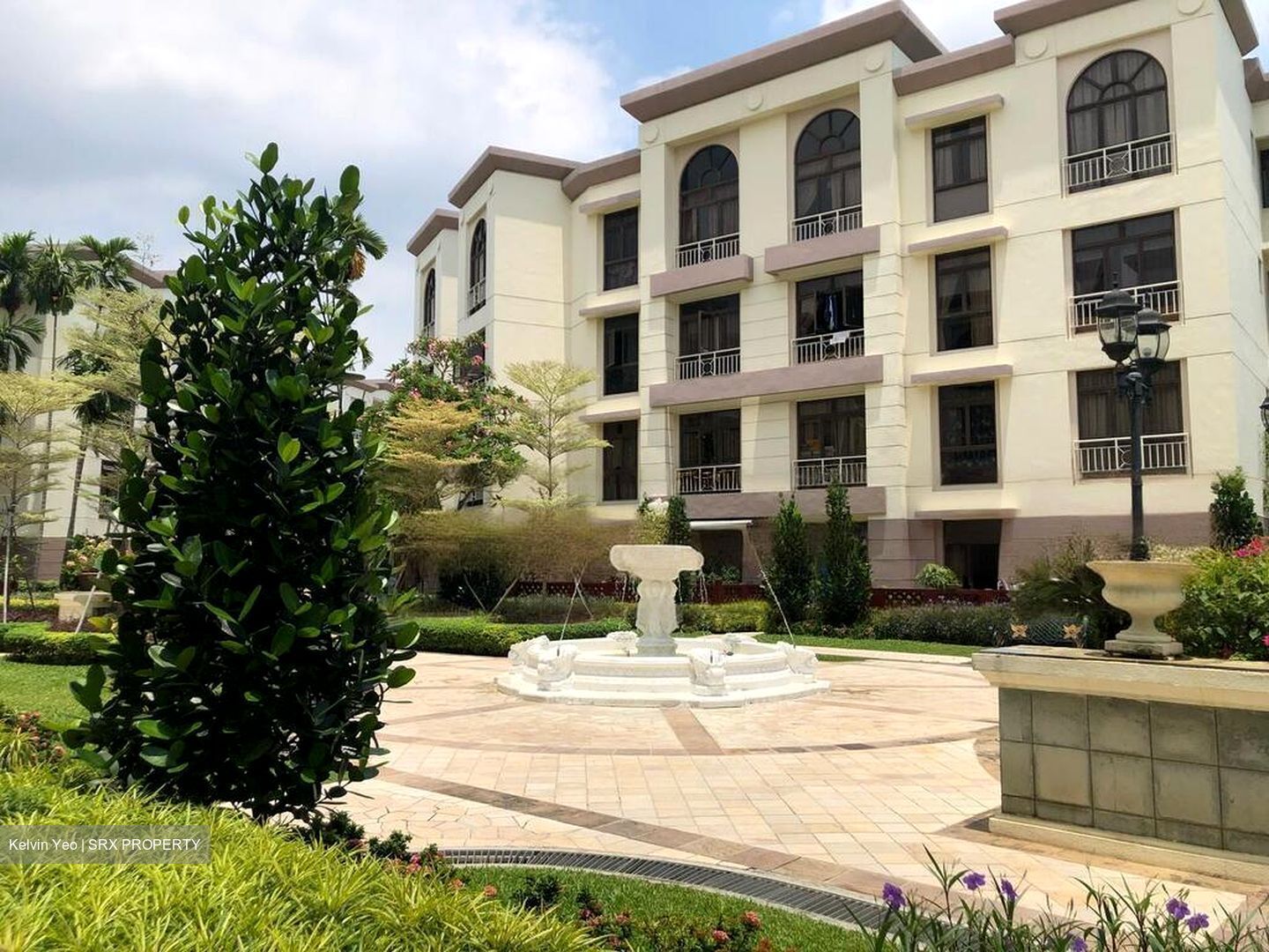 Seletaris (D27), Condominium #559143971